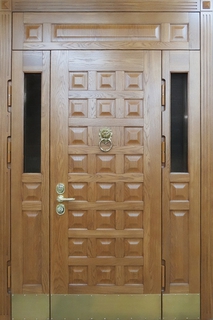 Входная парадная группа с терморазрывом, отбойниками, стеклами и кнокером (массив)